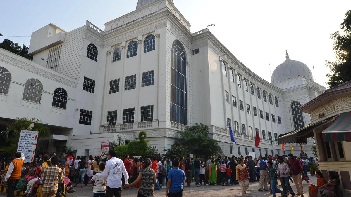 Salar Jung Museum: A Diamond Jubilee Journey Through Global Art and History