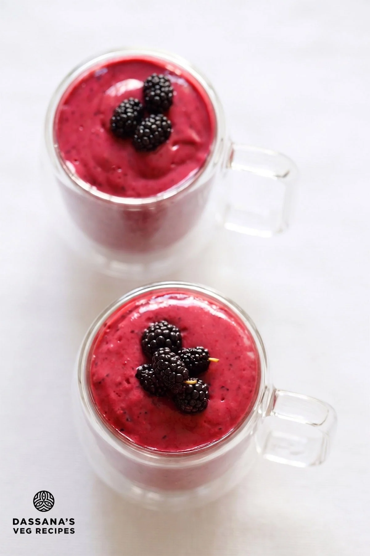 The Berry Blast Revolution: Analyzing the Nutritional and Culinary Impact of the Modern Mixed Berry Smoothie