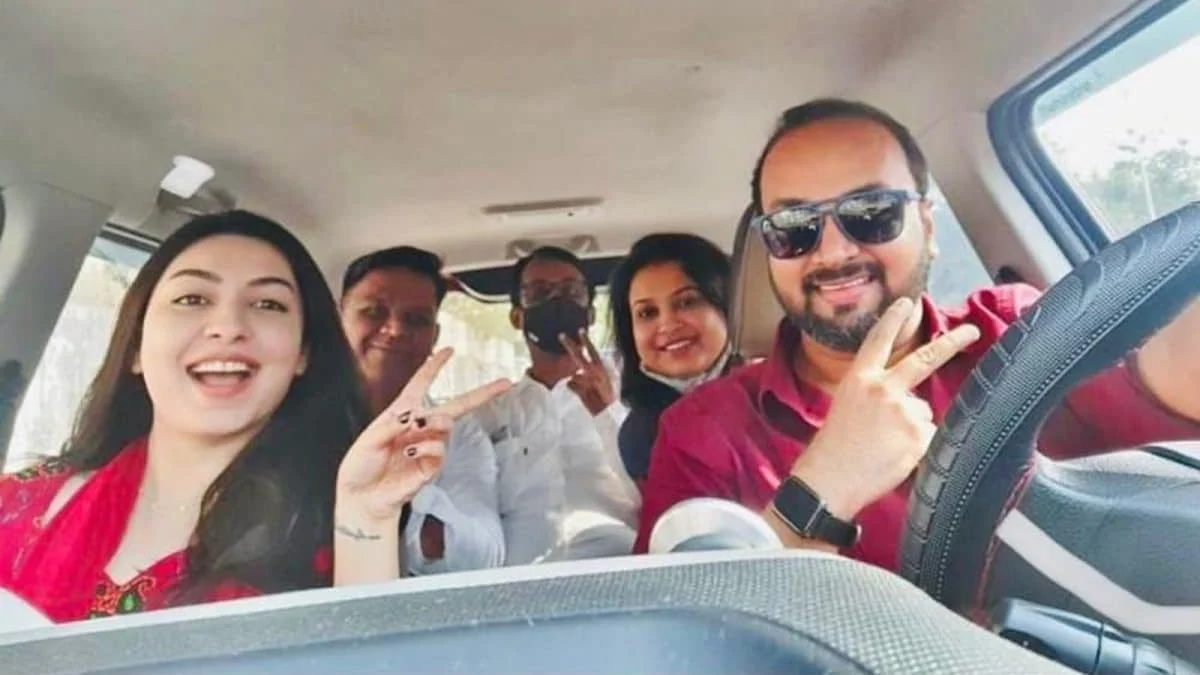 The Great Indian Commute: How Rising Fuel Prices and Traffic Gridlock are Fueling a Carpooling Revolution