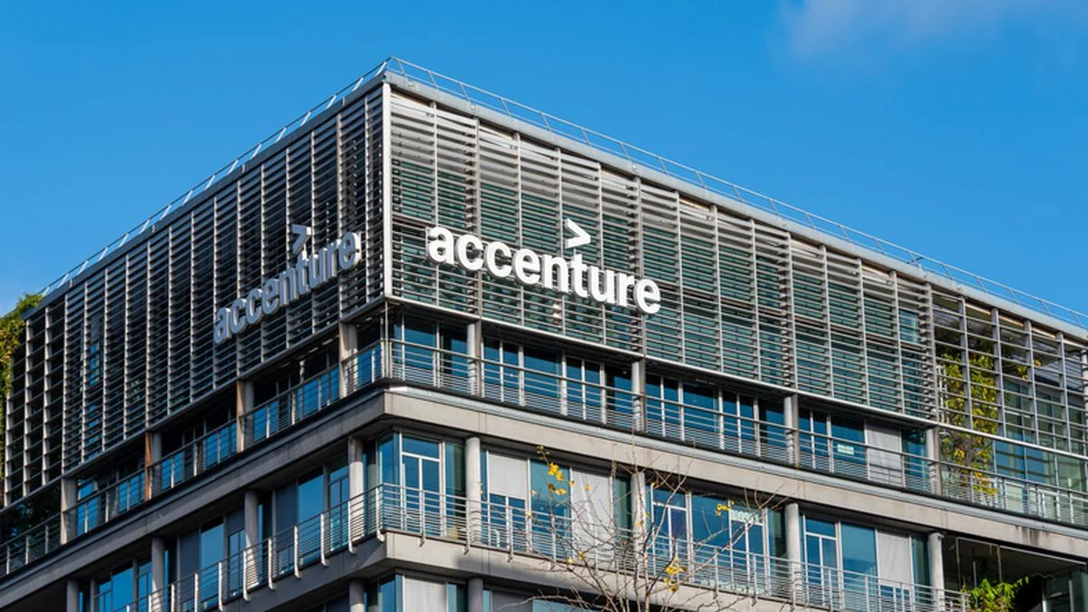 Global Tech Tremors: Accenture’s Revenue Revision Signals Deeper Structural Shift for IT Sector