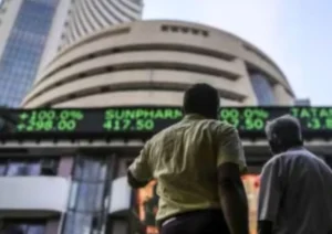 Indian Markets Shudder in Early Trade: Profit Booking, Global Headwinds Drag Benchmarks Down
