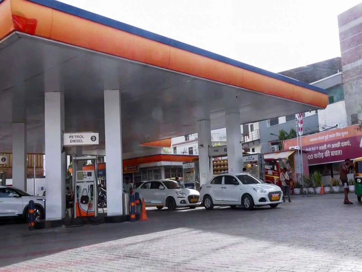 India Solidifies Green Fuel Future: Centre Mandates E20 as Sole Petrol Grade, Citing Logistics, Investment, and National Imperatives