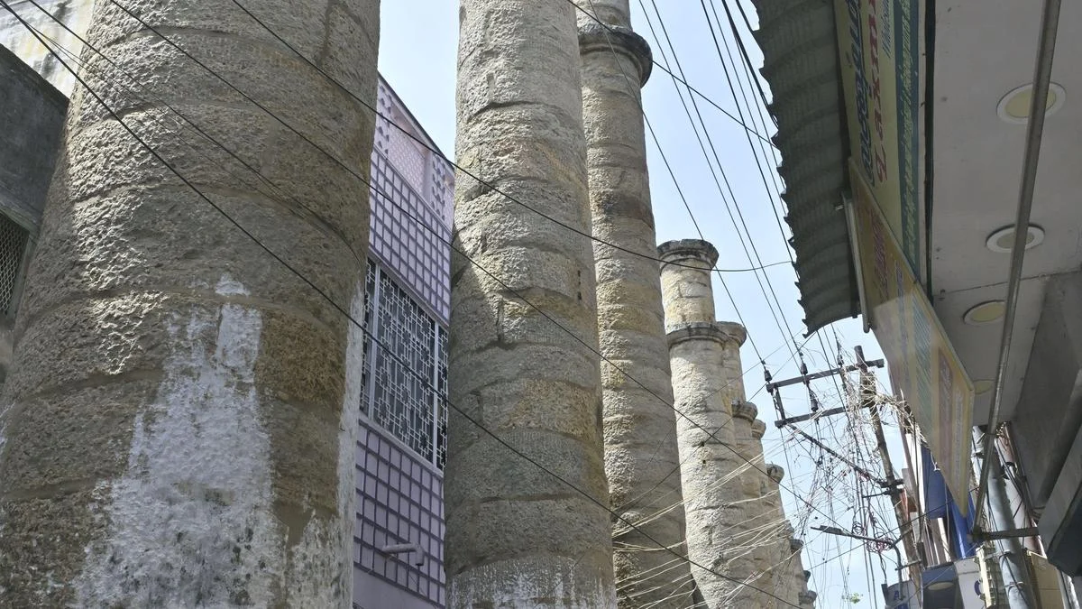 Madurai’s Ten Pillars: Where Ancient Majesty Meets Vibrant Commerce