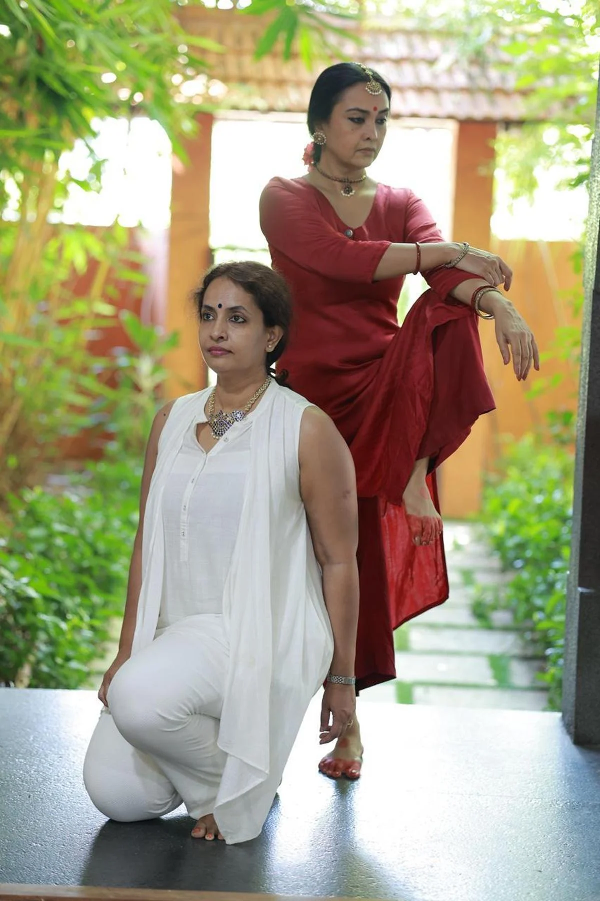 Reimagining Ancient Emotions: "NINE – Our Circle of Lines" Bridges Poetry and Dance