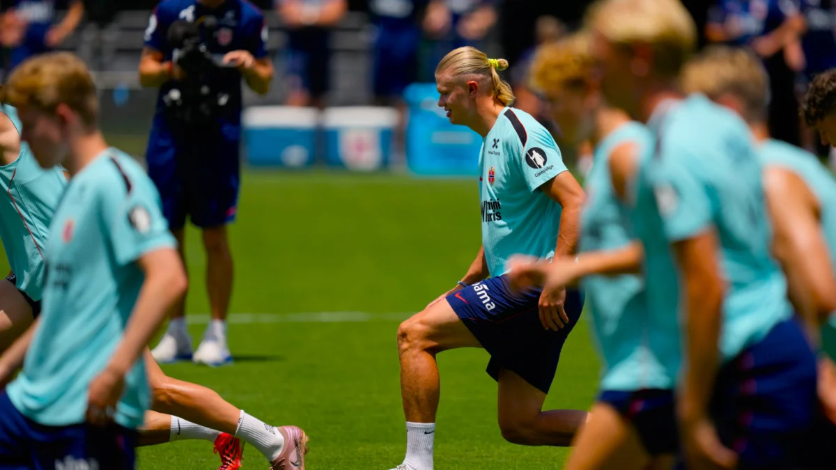 The Unseen Battle: How Elite Footballers Master the Science of Recovery at the World Cup