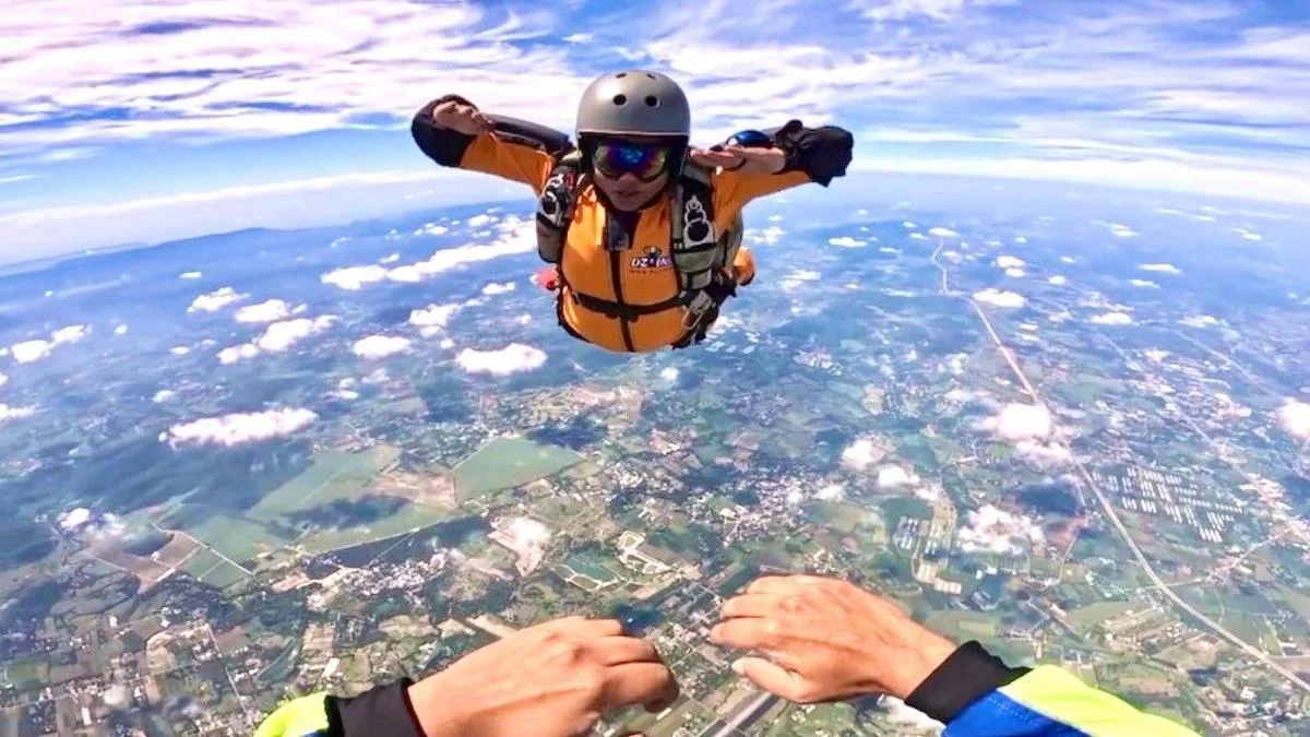 Breaking Barriers from the Blue: Divya Surepalli Soars as Andhra Pradesh’s First Licensed Civilian Woman Skydiver
