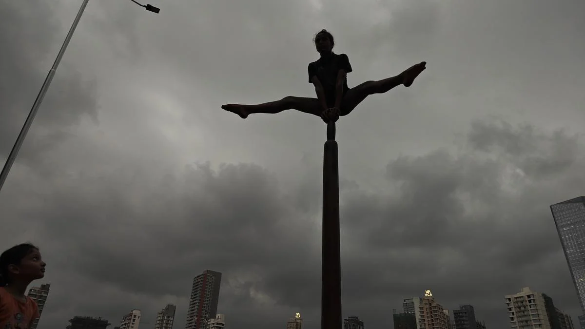 Picture of the week: The superhumans of Mumbai