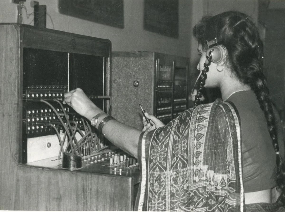 The Enduring Echo: Why Your Grandparent’s Landline Never Died in a Blackout