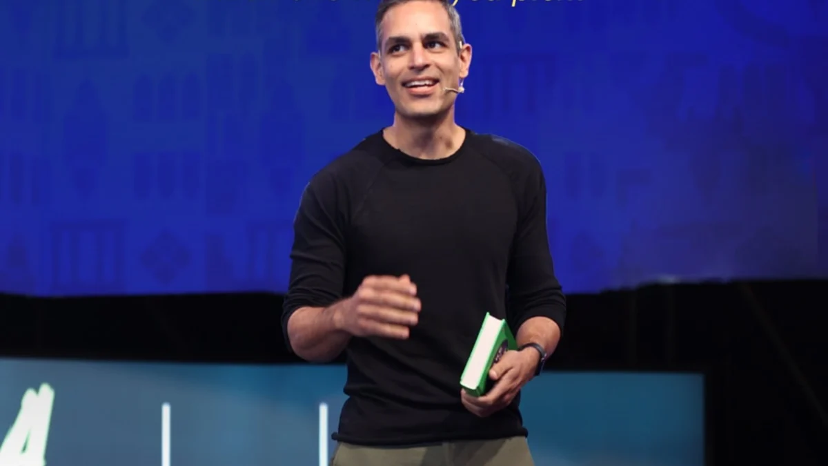 Beyond the Balance Sheet: Ankur Warikoo’s Profound Insight into the "Color" of Money
