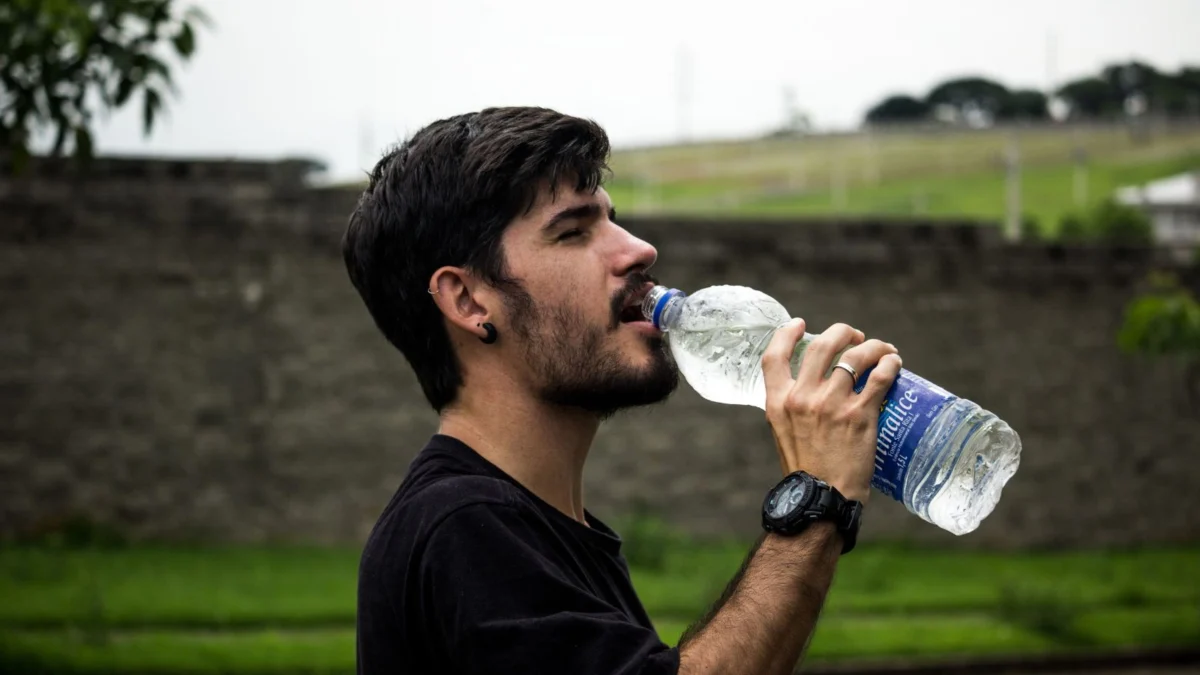 Bottled Water’s Hidden Scourge: Nanoplastics Reach Alarming New Levels, Raising Health Concerns