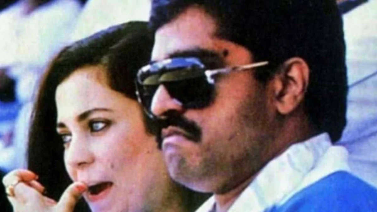 Mandakini’s Unvarnished Truth: Navigating the Shadow of a Viral Photo and its Lasting Repercussions