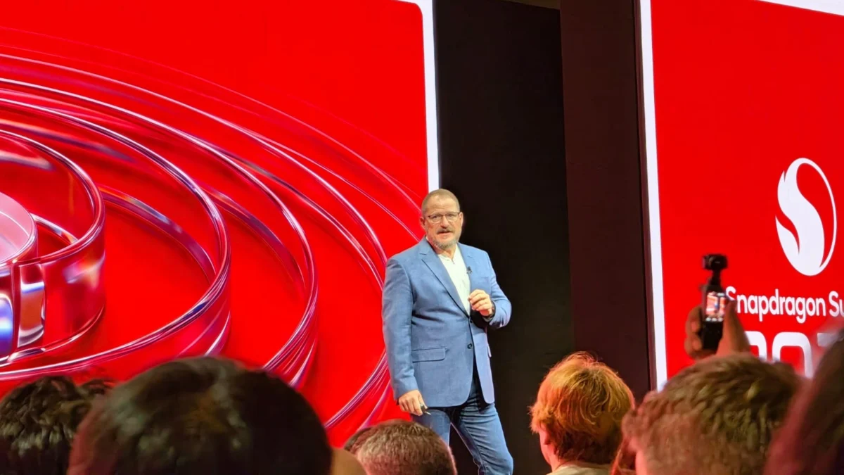 Qualcomm Unveils "Agentic Age" Vision for AI Smartphones, Launches Next-Gen Snapdragon Elite Chips