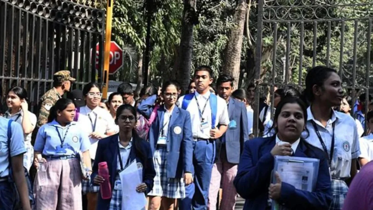 West Bengal Higher Secondary Semester-III Examinations Commence Amidst Robust Security and New Evaluation Methods