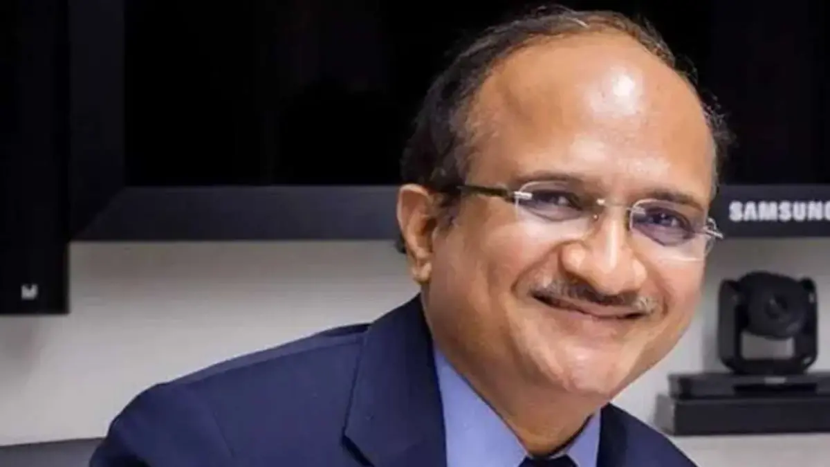 Rethinking IIT Education: Ex-Director Proposes Five-Year B.Tech Amidst Growing Concerns of Heterogeneity