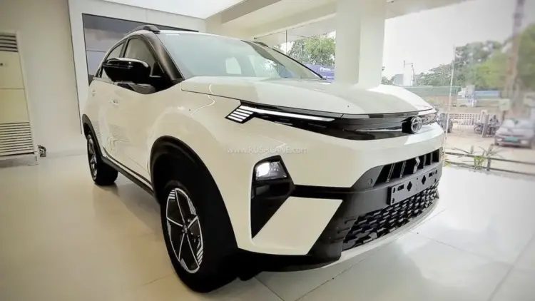 Tata Motors Achieves Historic Milestone: September 2026 Sales Surge 15% as Quarterly Volumes Near 2 Lakh Units